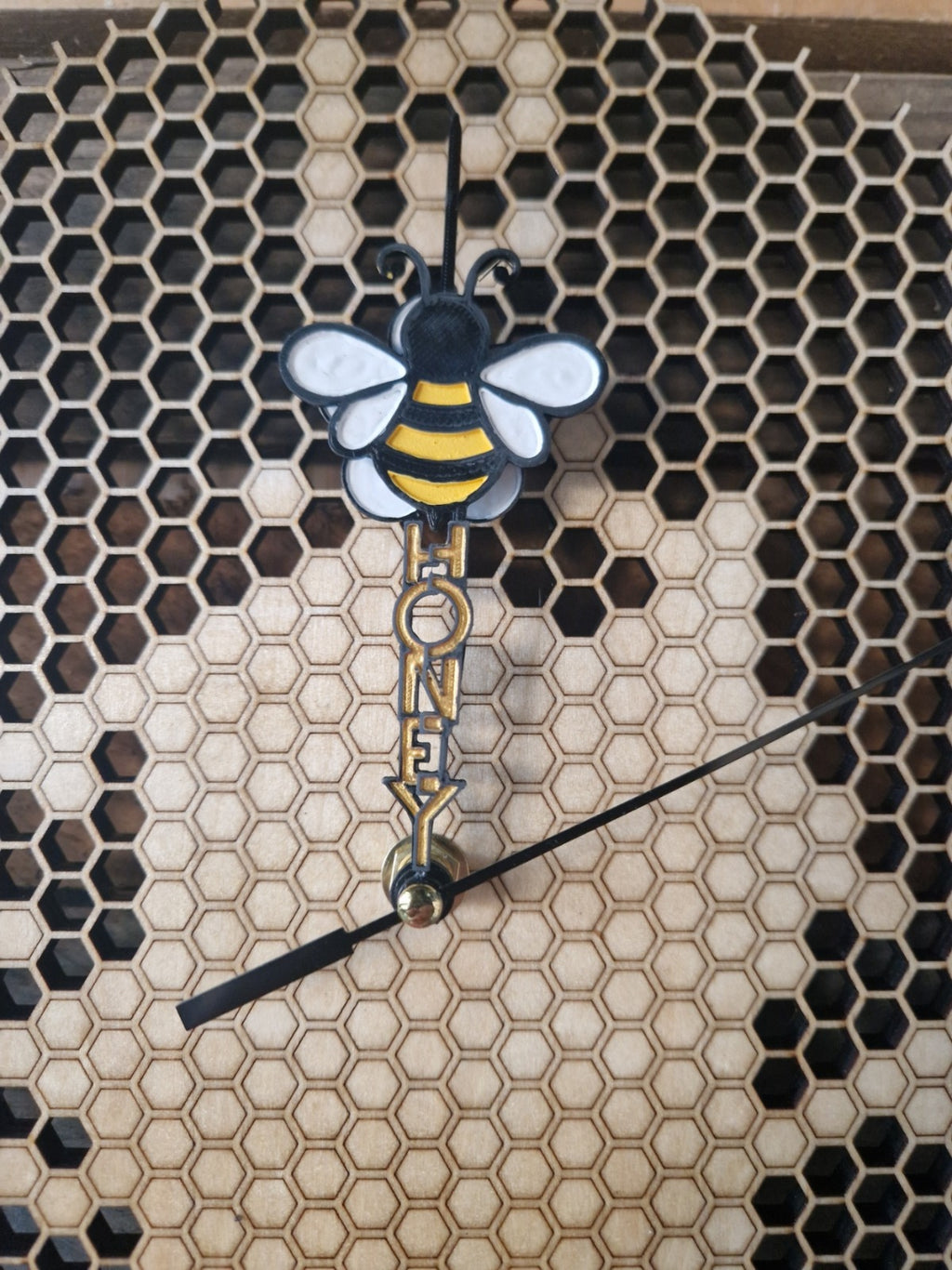 Honey Time – Bee & Flower Wall Clock