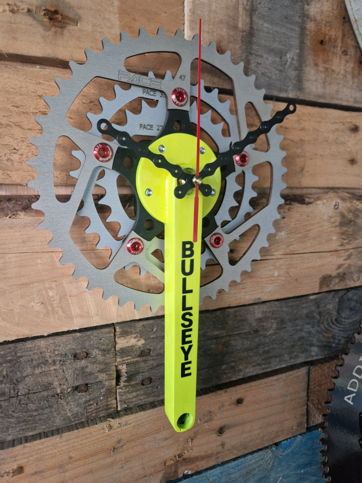 Pace - Bullseye Chainset Clock